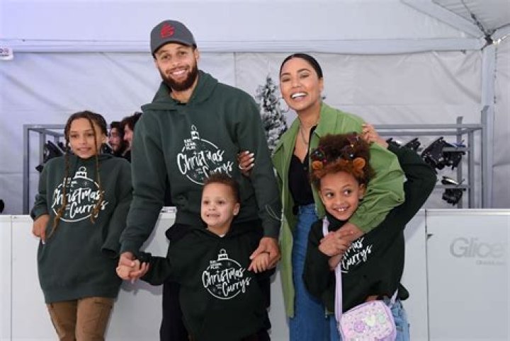 Canon Curry Is Dad Steph’s Twin As They Celebrate Warriors’ Win – Hollywood Life