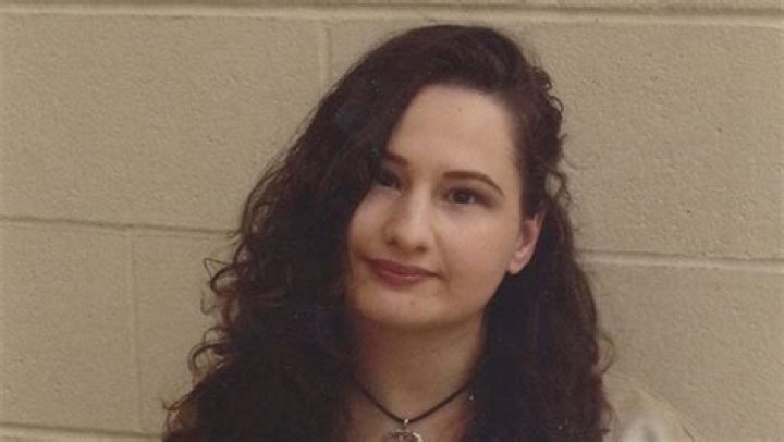 Gypsy Rose Blanchard Takes a Selfie After Being Freed from Prison – Hollywood Life