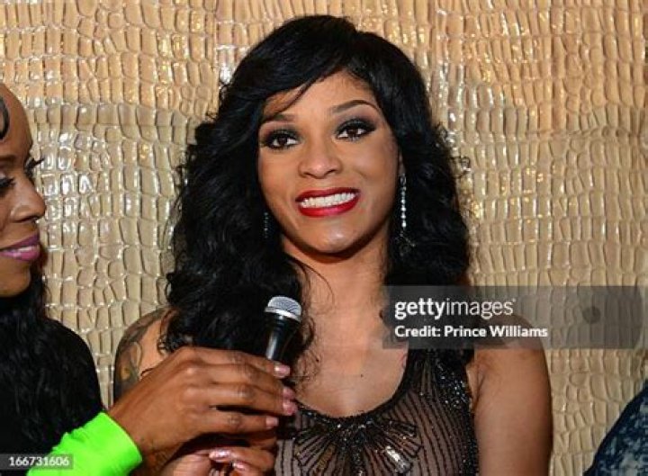 Joseline Hernandez Disses K. Michelle During Feud With ‘L&HH’ Producer – Hollywood Life