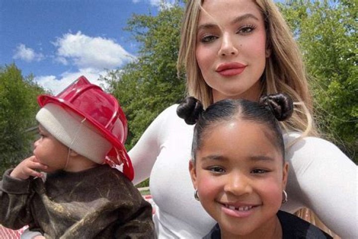 Khloe Kardashian Gushes Over Kardashian Kids, Ages 3-9, Posing All Together In Rare Photo