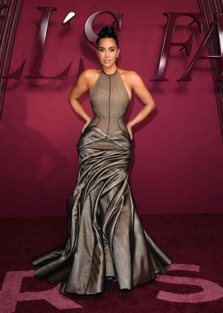 Kim Kardashian Wears Silver Bustier Jumpsuit By D&G Ahead Of Milan Show: Photos