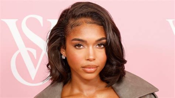 Lori Harvey, 23, Dances & Shows Off Her Curves In Tiny Black Bikini — Watch
