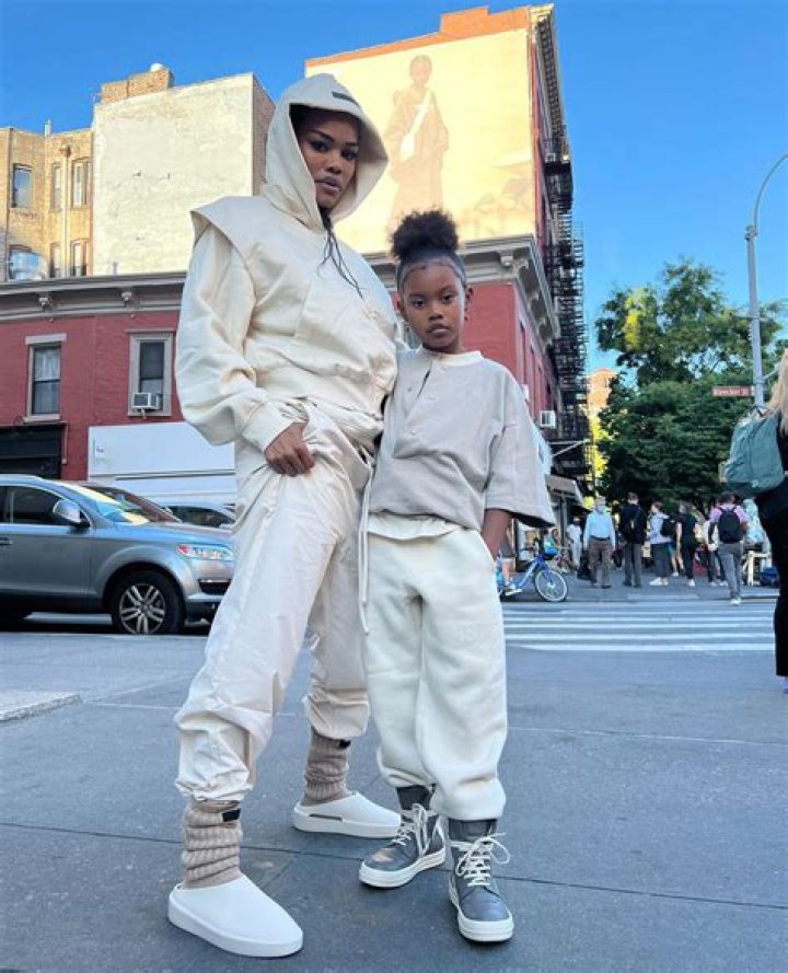Teyana Taylor’s Daughter Junie Dances At Her Baby Shower: Video – Hollywood Life
