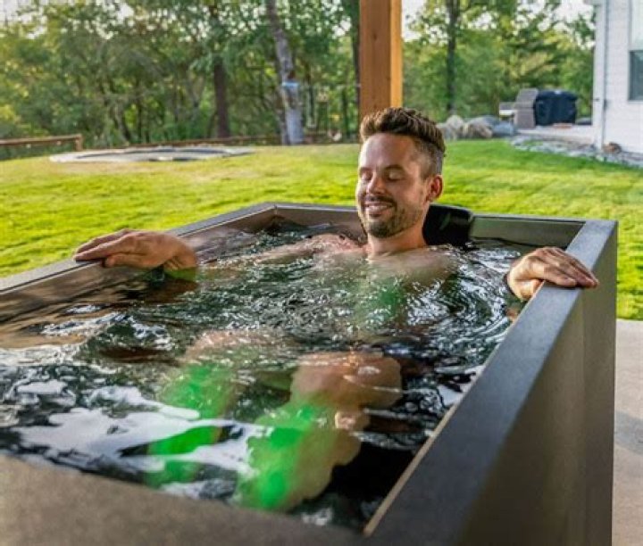 The Best Cold Plunge Tubs for an Instant Refresh