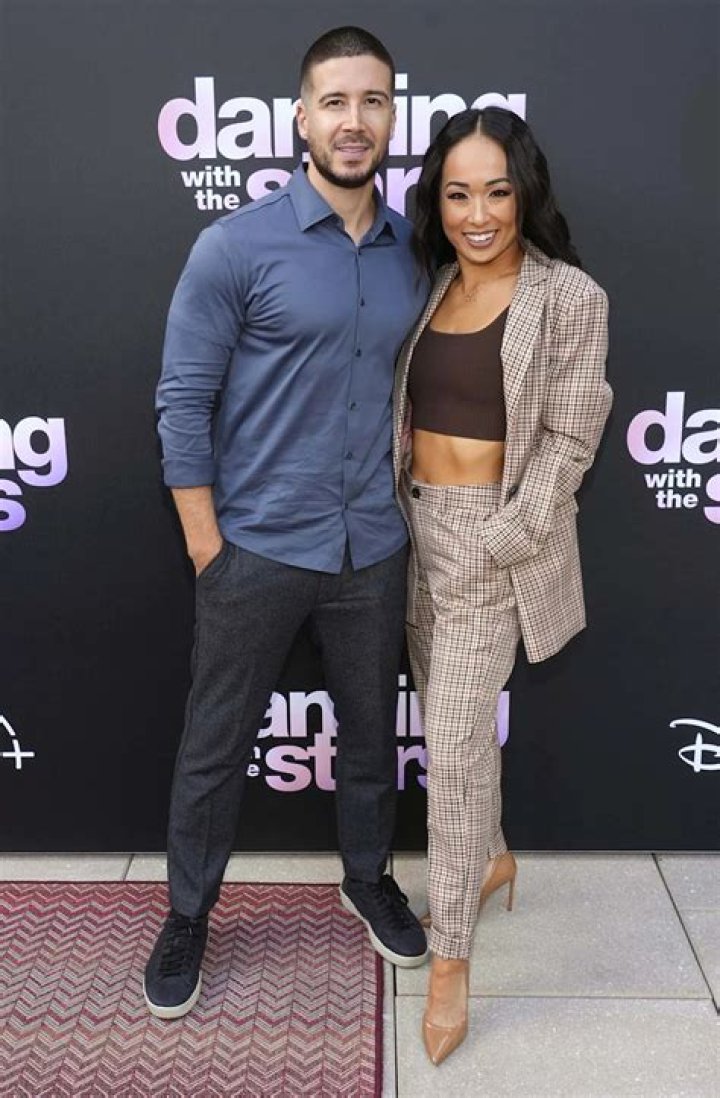 Vinny Guadagnino Talks Angelina Pivarnick Relationship & Dating Rumors – Hollywood Life